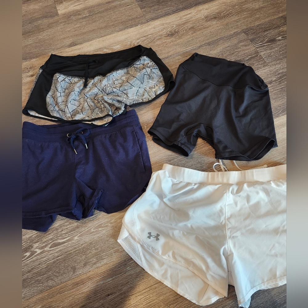 Women's Small/medium Athletic Short Lot